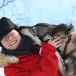 Working Husky Pele och Elin umgås.